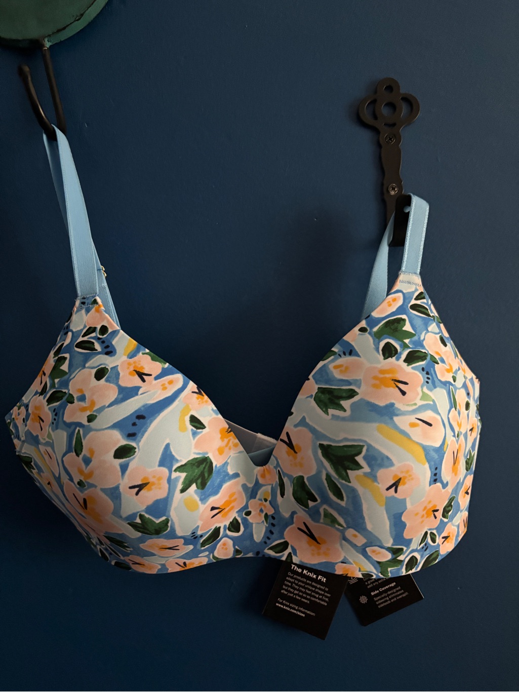 Knix Wireless Wingwoman Contour Bra
